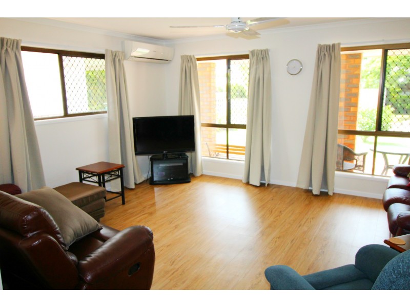 19 Emu Walk, Bongaree QLD 4507