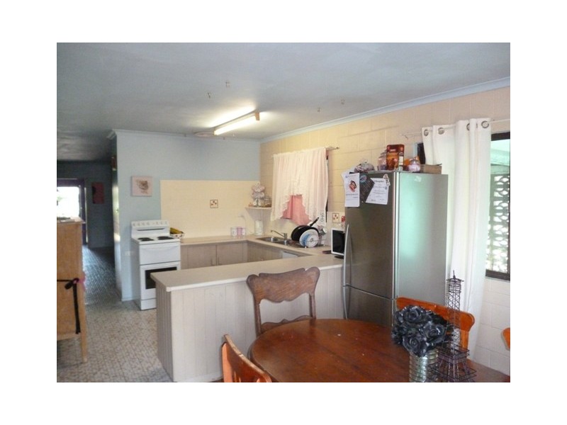 33 Clement Street, Woorim QLD 4507