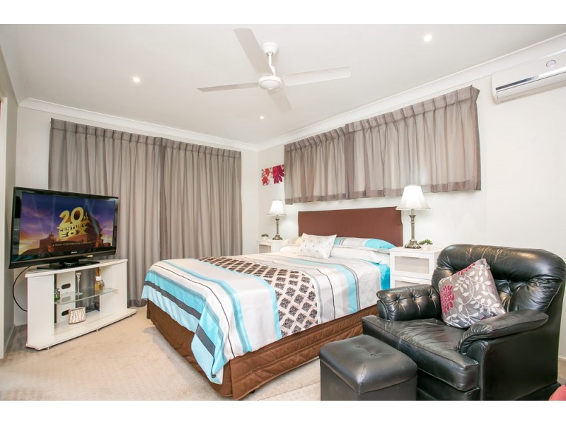 12 Endeavour Drive, Banksia Beach QLD 4507