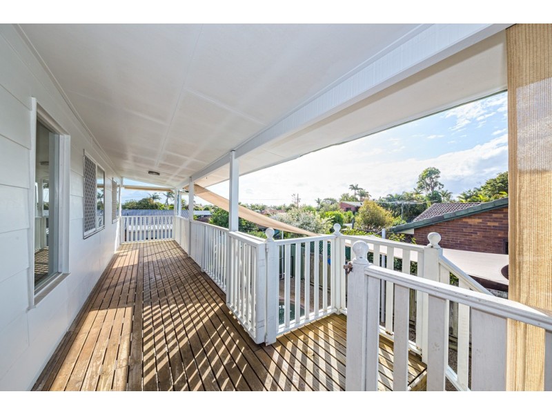 13 Hazell Avenue, Banksia Beach QLD 4507