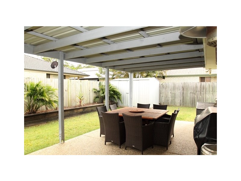 Sandstone Point QLD 4511