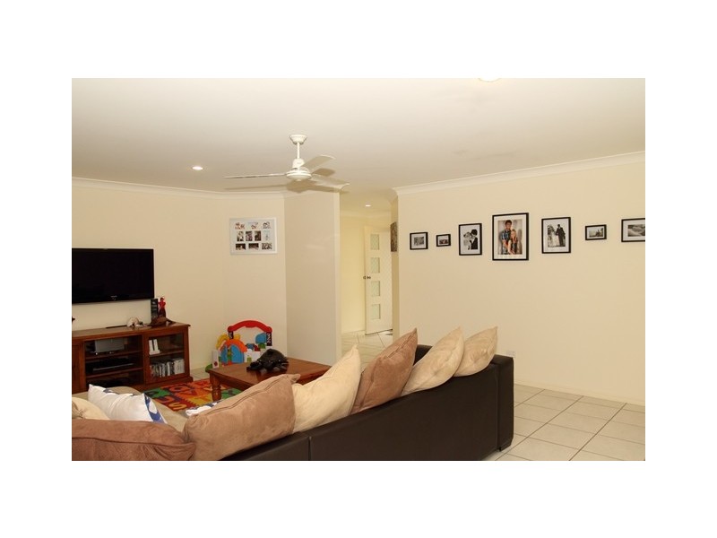 Sandstone Point QLD 4511