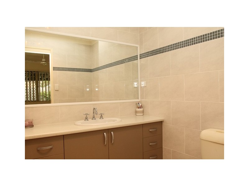 Sandstone Point QLD 4511