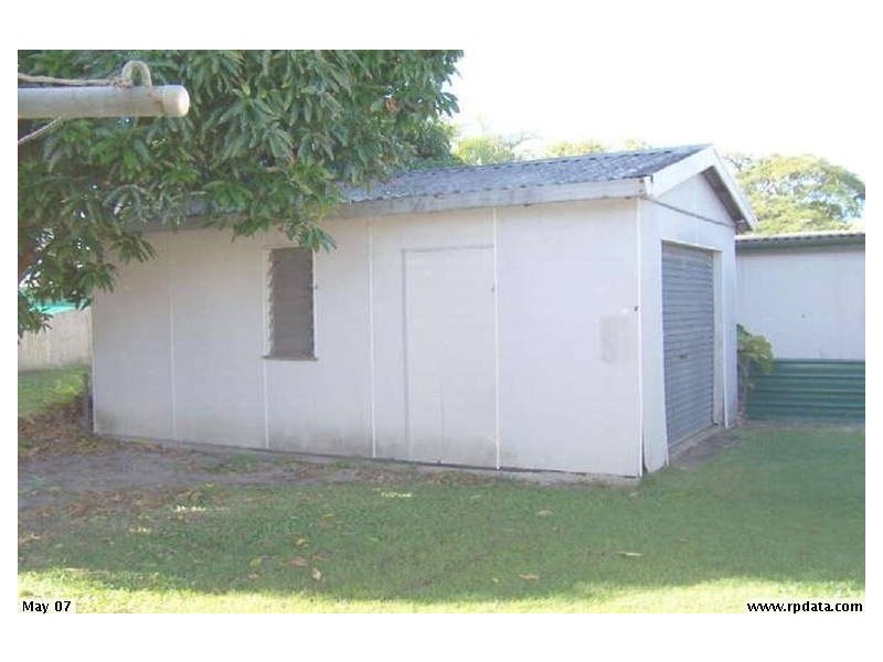 27 Kangaroo Ave, Bongaree QLD 4507