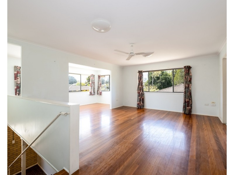 1 Clayton Street, Woorim QLD 4507