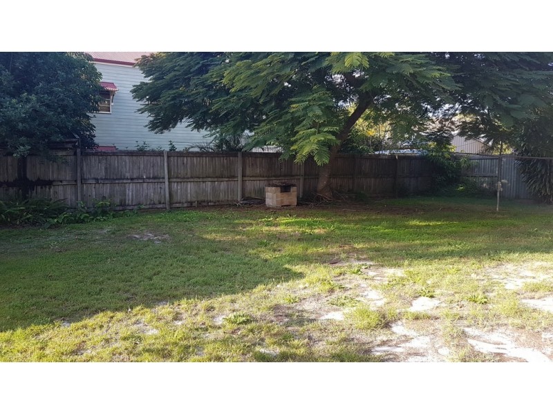 19 Lowry Street, Woorim QLD 4507