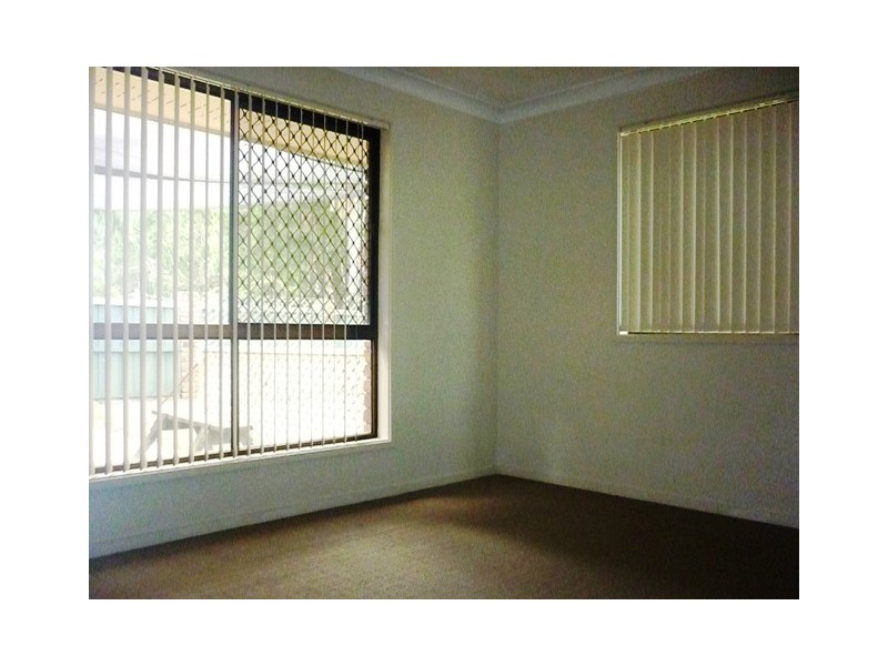 32 Phoenix Avenue, Bongaree QLD 4507