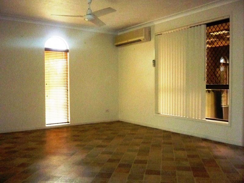 32 Phoenix Avenue, Bongaree QLD 4507