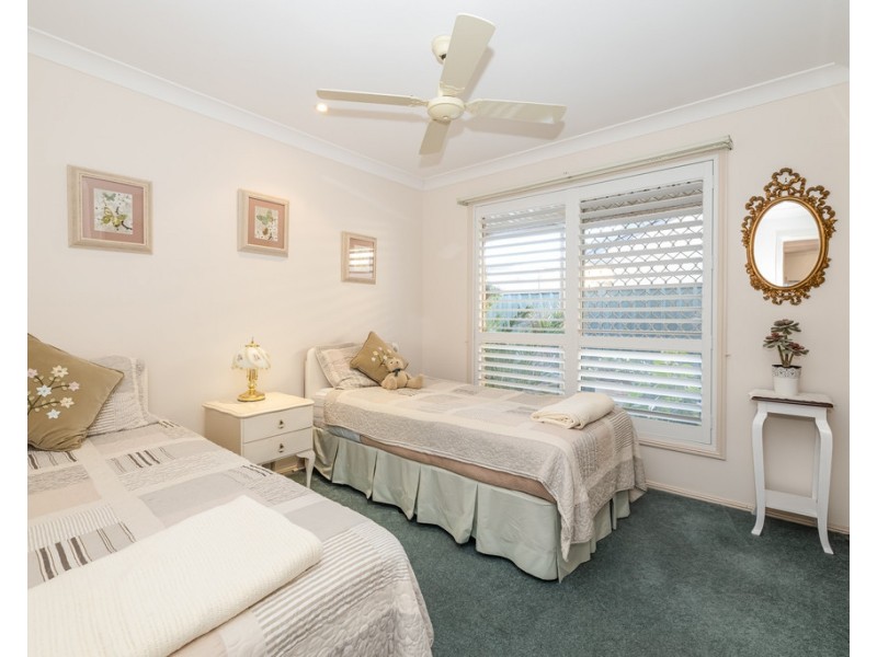 2/71 Phoenix Avenue, Bongaree QLD 4507