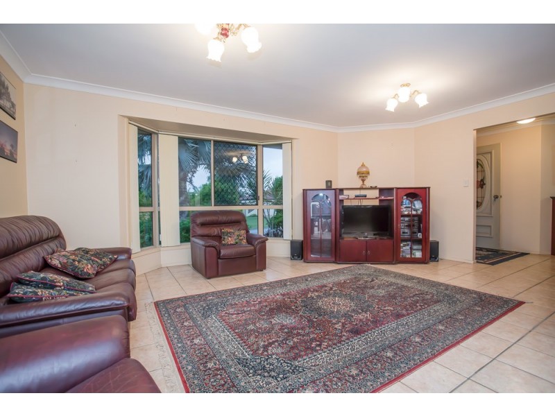 54 Voyagers Drive, Banksia Beach QLD 4507