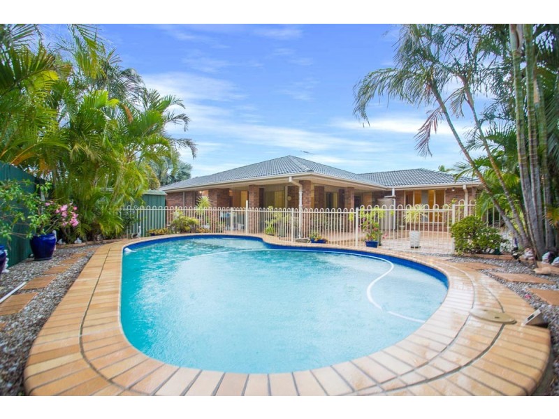 54 Voyagers Drive, Banksia Beach QLD 4507