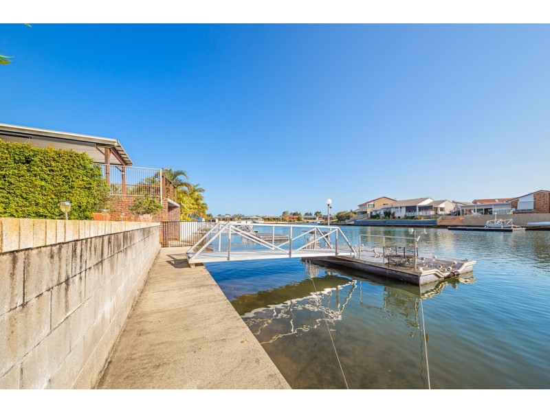 1/75 Phoenix Avenue, Bongaree QLD 4507