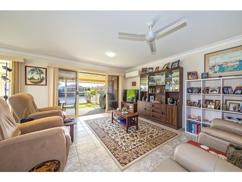 1/75 Phoenix Avenue, Bongaree QLD 4507