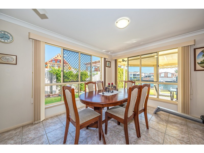 1/75 Phoenix Avenue, Bongaree QLD 4507