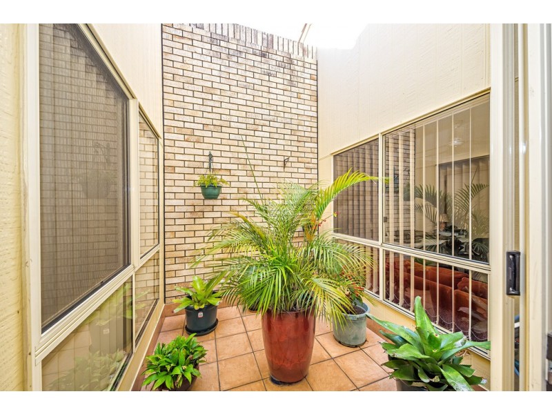 1/75 Phoenix Avenue, Bongaree QLD 4507