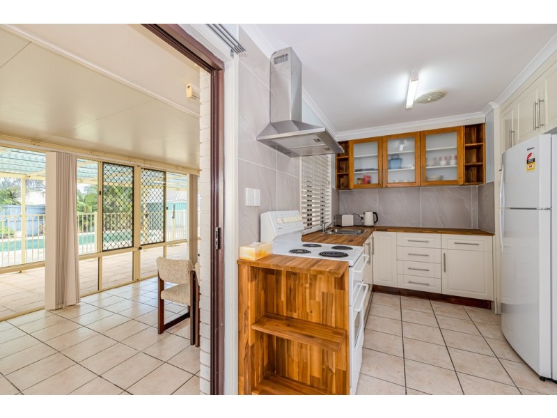 5 Rowan Lane, Ningi QLD 4511