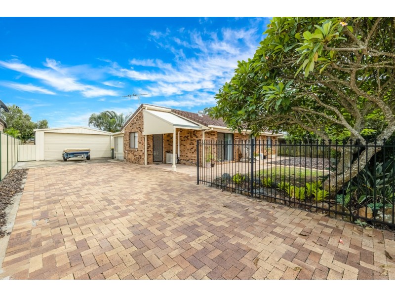 5 Rowan Lane, Ningi QLD 4511
