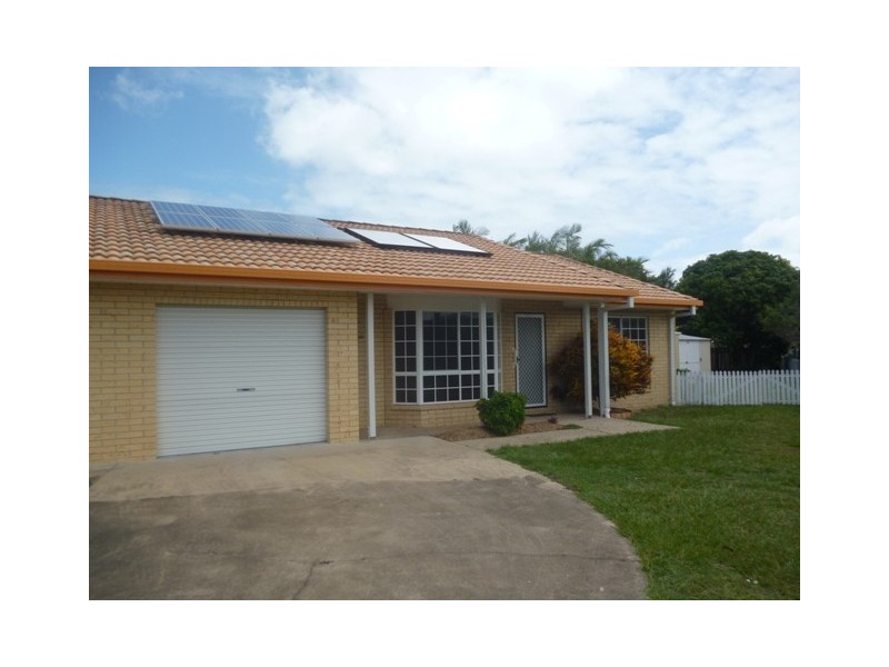 2/7 Durham, Sandstone Point QLD 4511