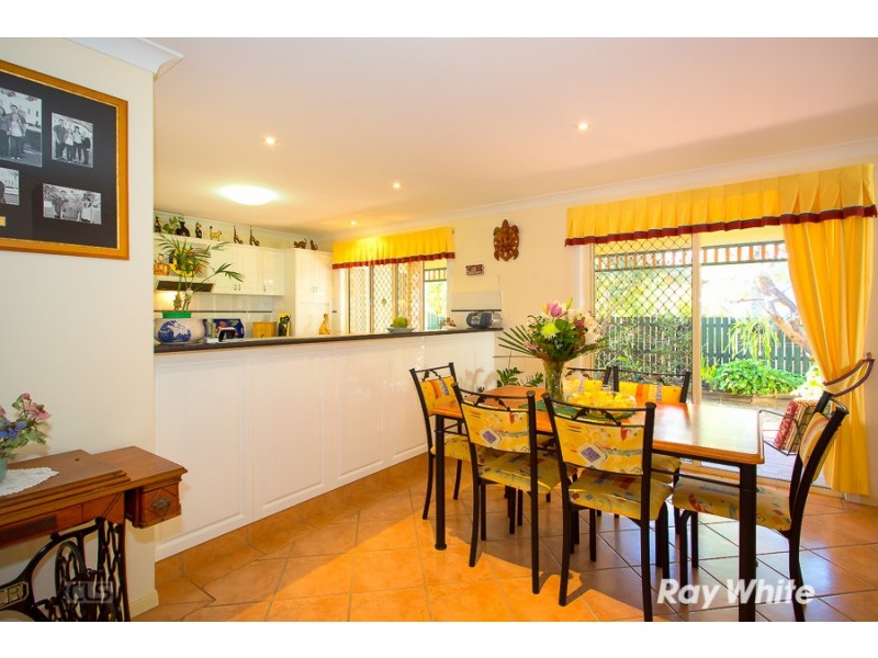 18 Hall Avenue, Bongaree QLD 4507