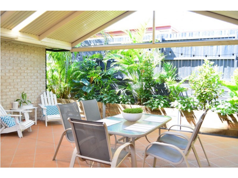 53 Carpenter Way, Sandstone Point QLD 4511