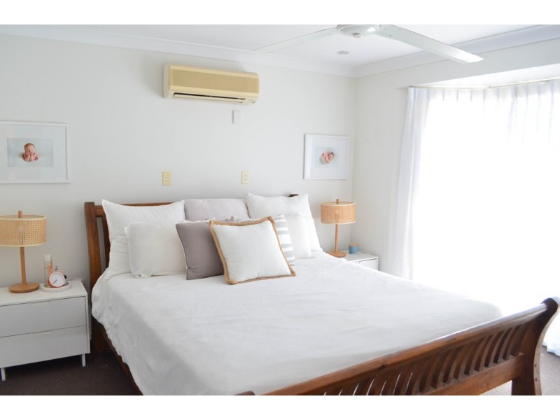 53 Carpenter Way, Sandstone Point QLD 4511