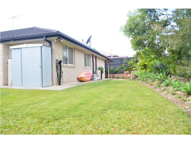 53 Carpenter Way, Sandstone Point QLD 4511