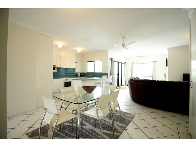 10/27 South Esplanade, Bongaree QLD 4507