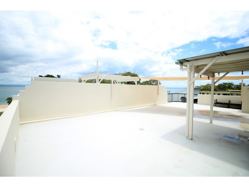 10/27 South Esplanade, Bongaree QLD 4507