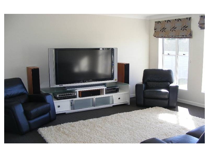 5 Blueberry Street, Banksia Beach QLD 4507