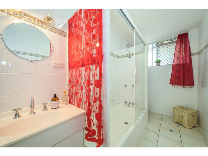 8/16 Bestman Avenue, Bongaree QLD 4507