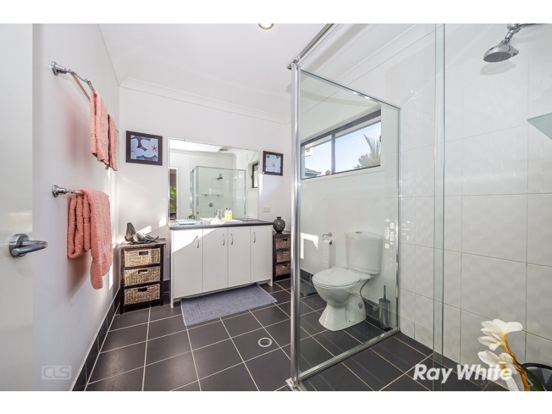 33 Dunebean Drive, Banksia Beach QLD 4507