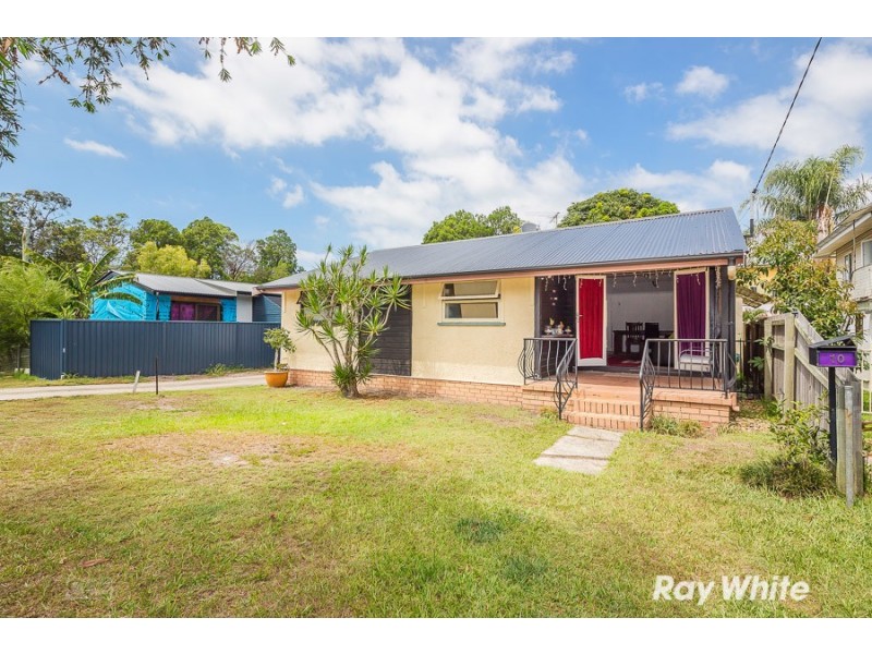 10 Cumming Street, Bongaree QLD 4507