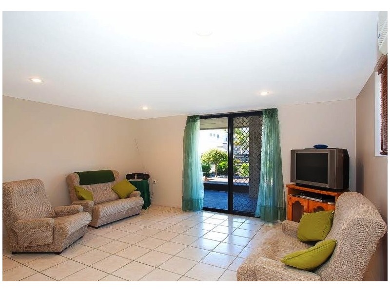 13 Kangaroo Avenue, Bongaree QLD 4507