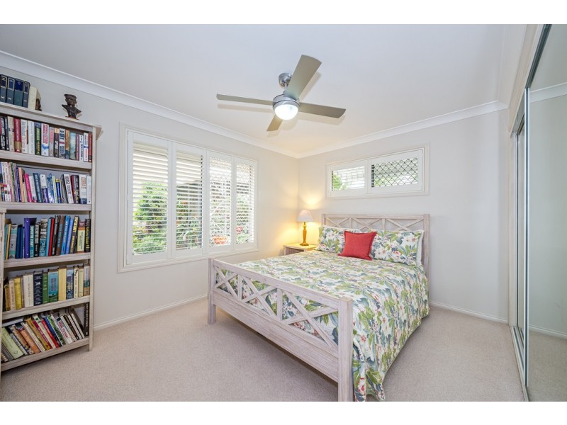 74 Avon Avenue, Banksia Beach QLD 4507