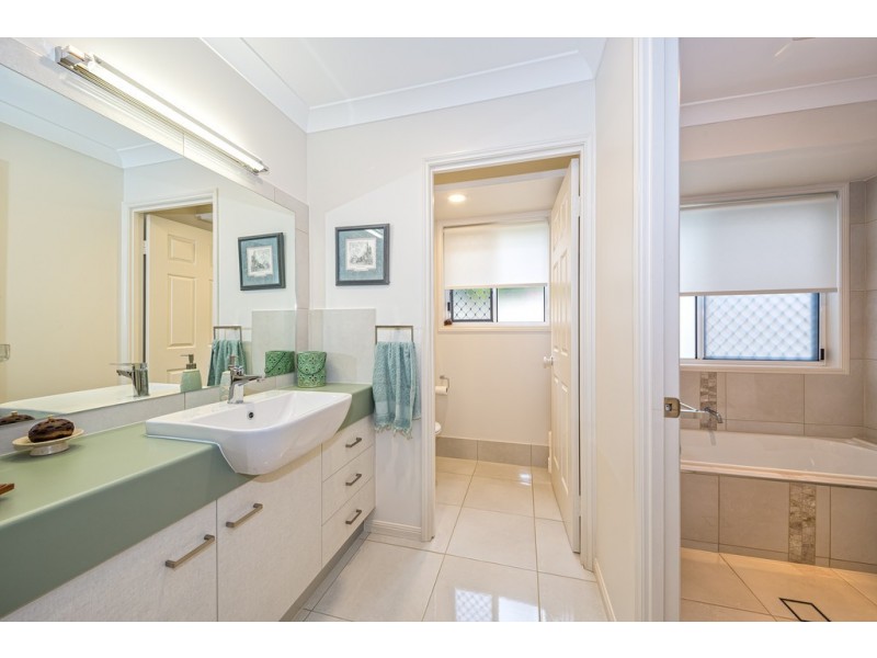 74 Avon Avenue, Banksia Beach QLD 4507