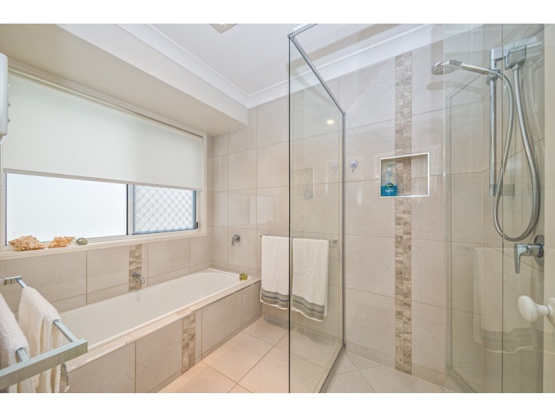 74 Avon Avenue, Banksia Beach QLD 4507