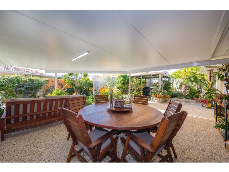 74 Avon Avenue, Banksia Beach QLD 4507