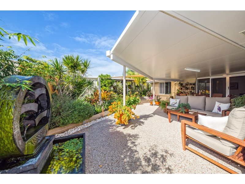74 Avon Avenue, Banksia Beach QLD 4507