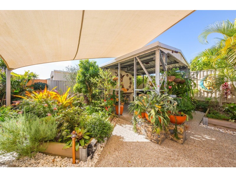 74 Avon Avenue, Banksia Beach QLD 4507