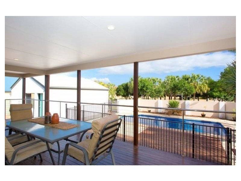 99 Cosmos Avenue, Banksia Beach QLD 4507