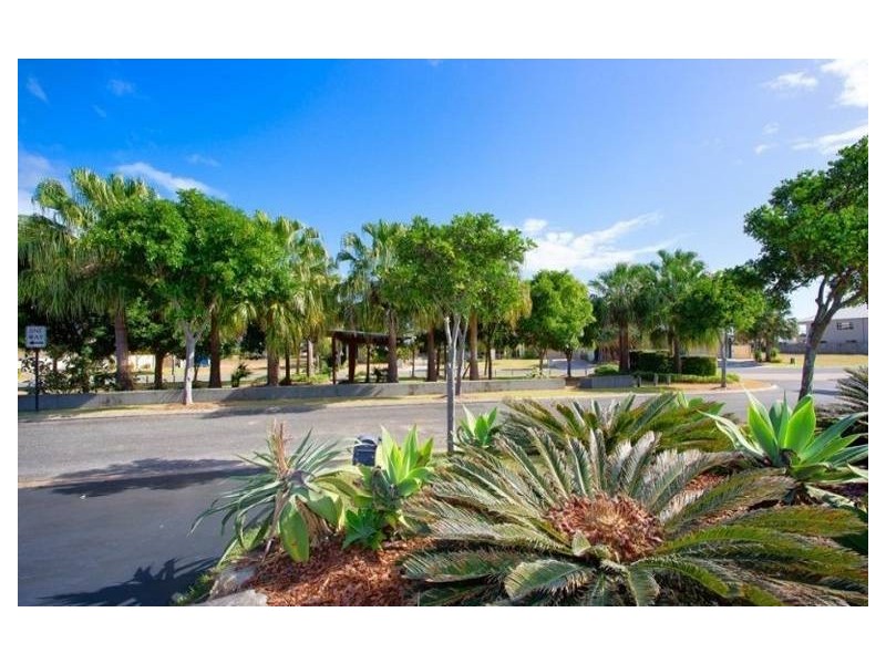 99 Cosmos Avenue, Banksia Beach QLD 4507