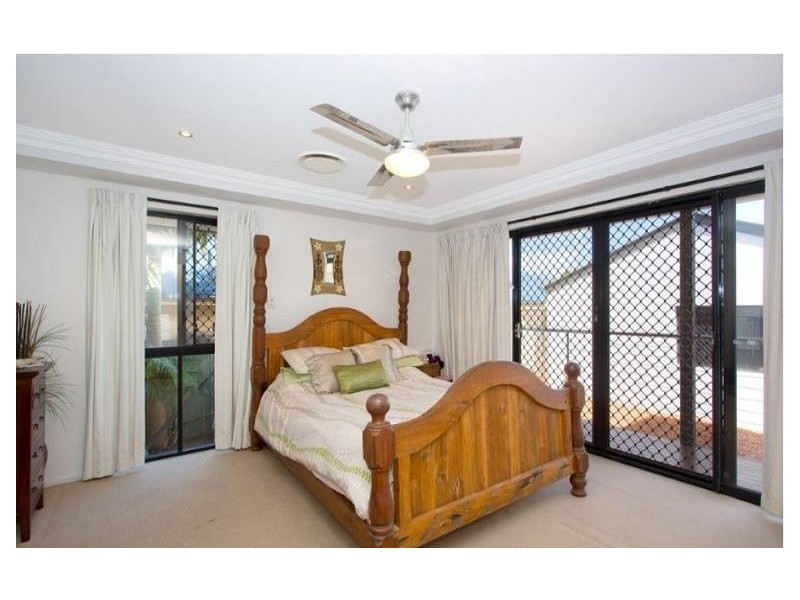 99 Cosmos Avenue, Banksia Beach QLD 4507