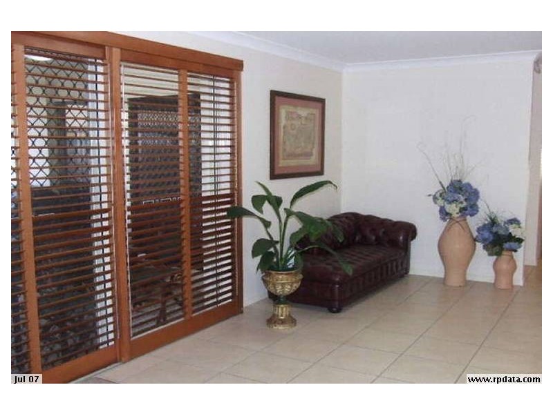 Sandstone Point QLD 4511