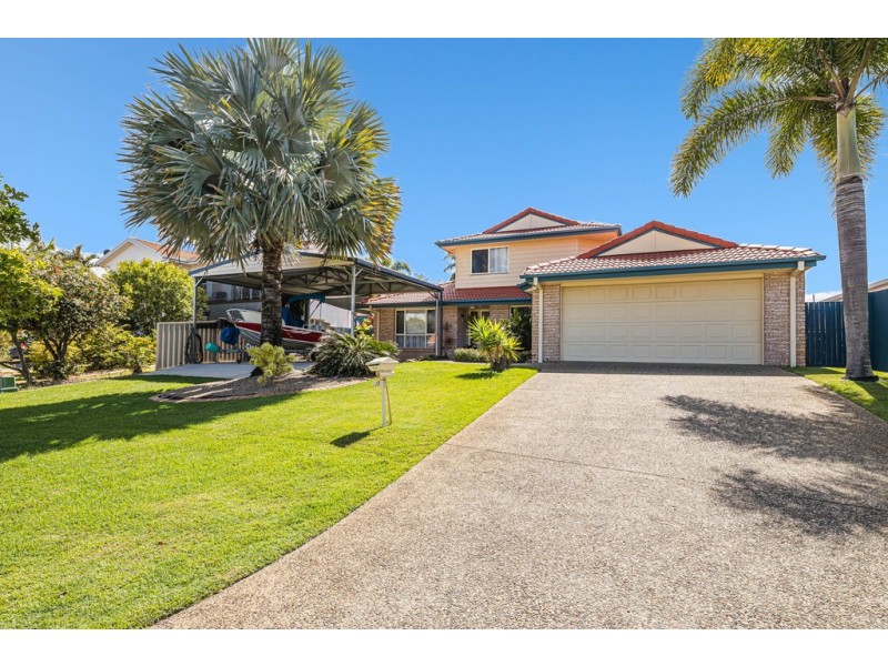 39 Topsail Circuit, Banksia Beach QLD 4507