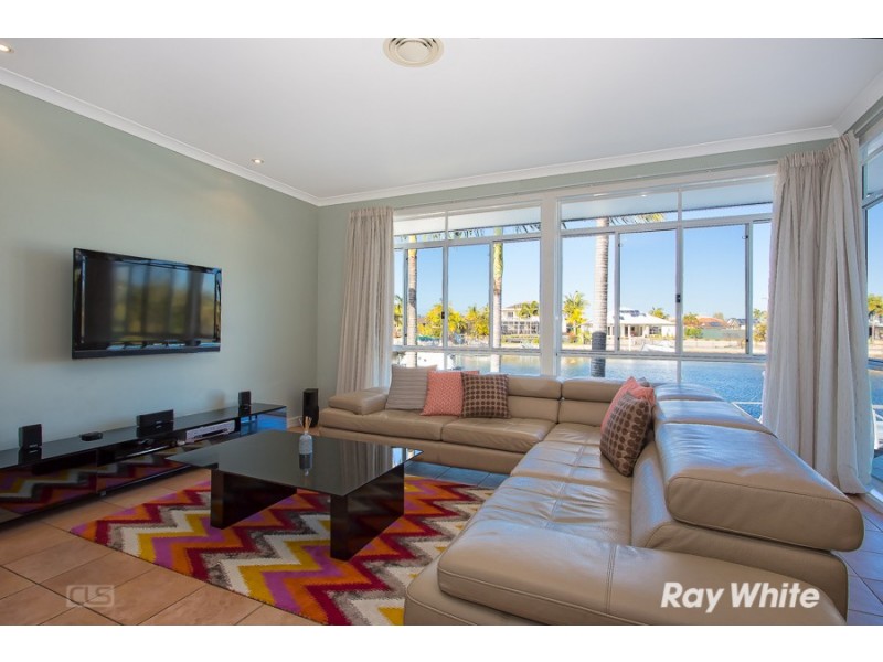 29 Headsail Drive, Banksia Beach QLD 4507
