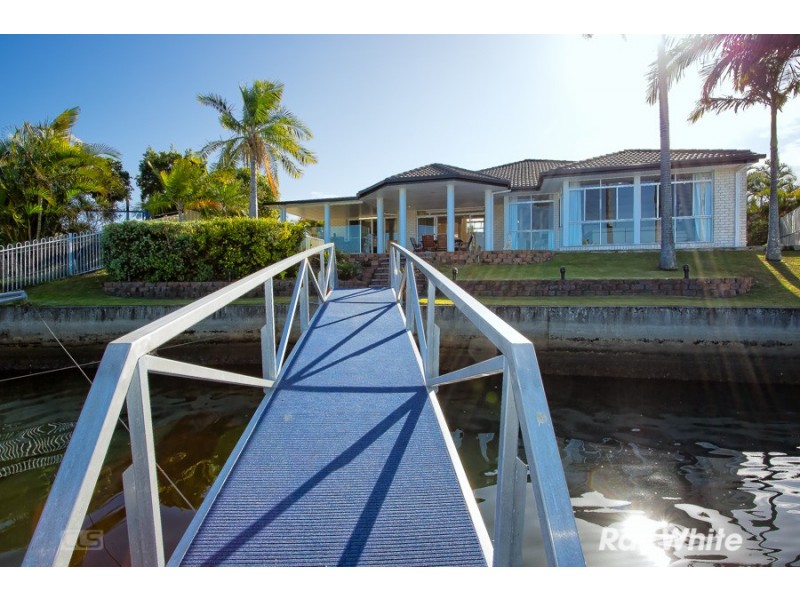 29 Headsail Drive, Banksia Beach QLD 4507