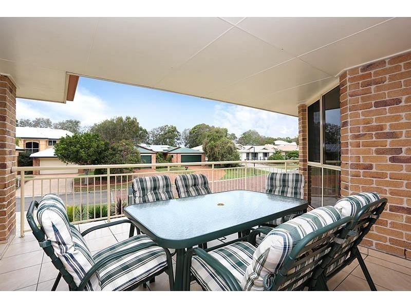 7 Ardel Place, Sandstone Point QLD 4511