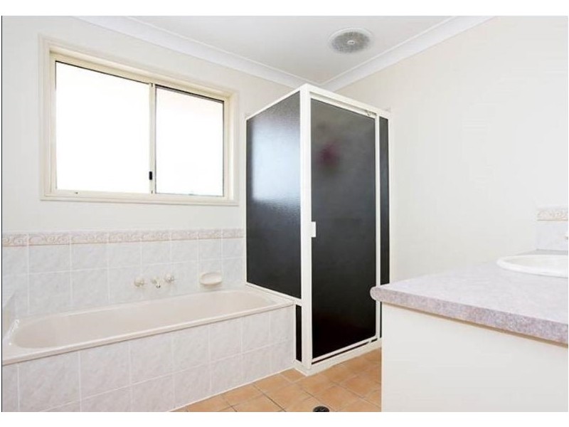 7 Ardel Place, Sandstone Point QLD 4511