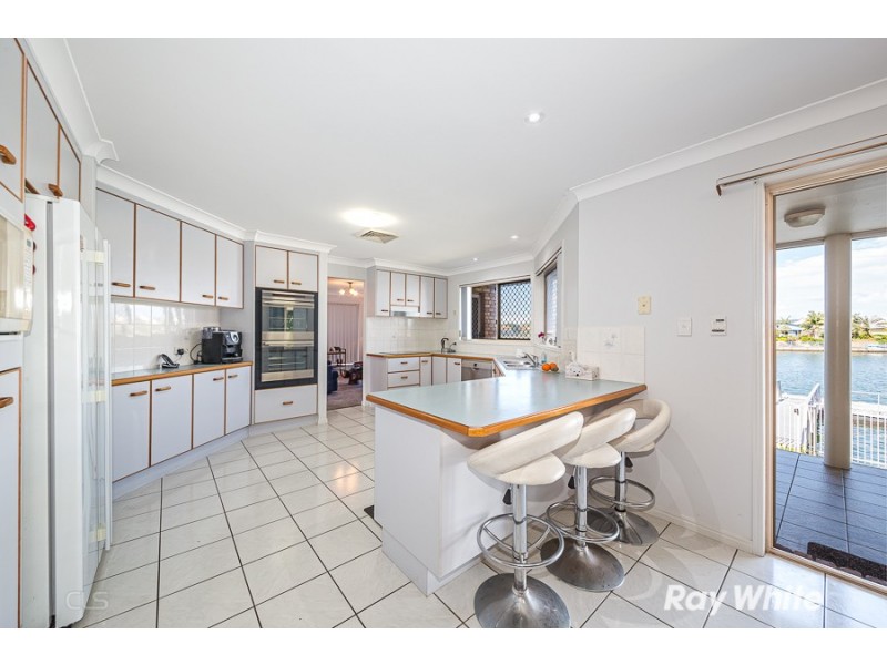 98 Endeavour Drive, Banksia Beach QLD 4507