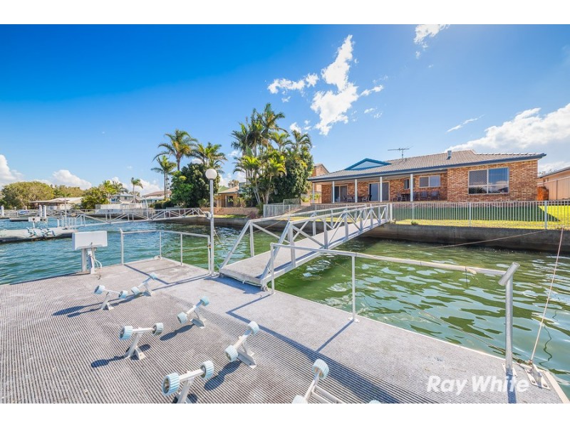 98 Endeavour Drive, Banksia Beach QLD 4507